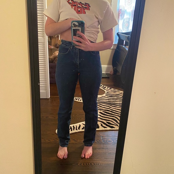 Two ragged priestess mom jeans light and dark wash - Picture 7 of 8